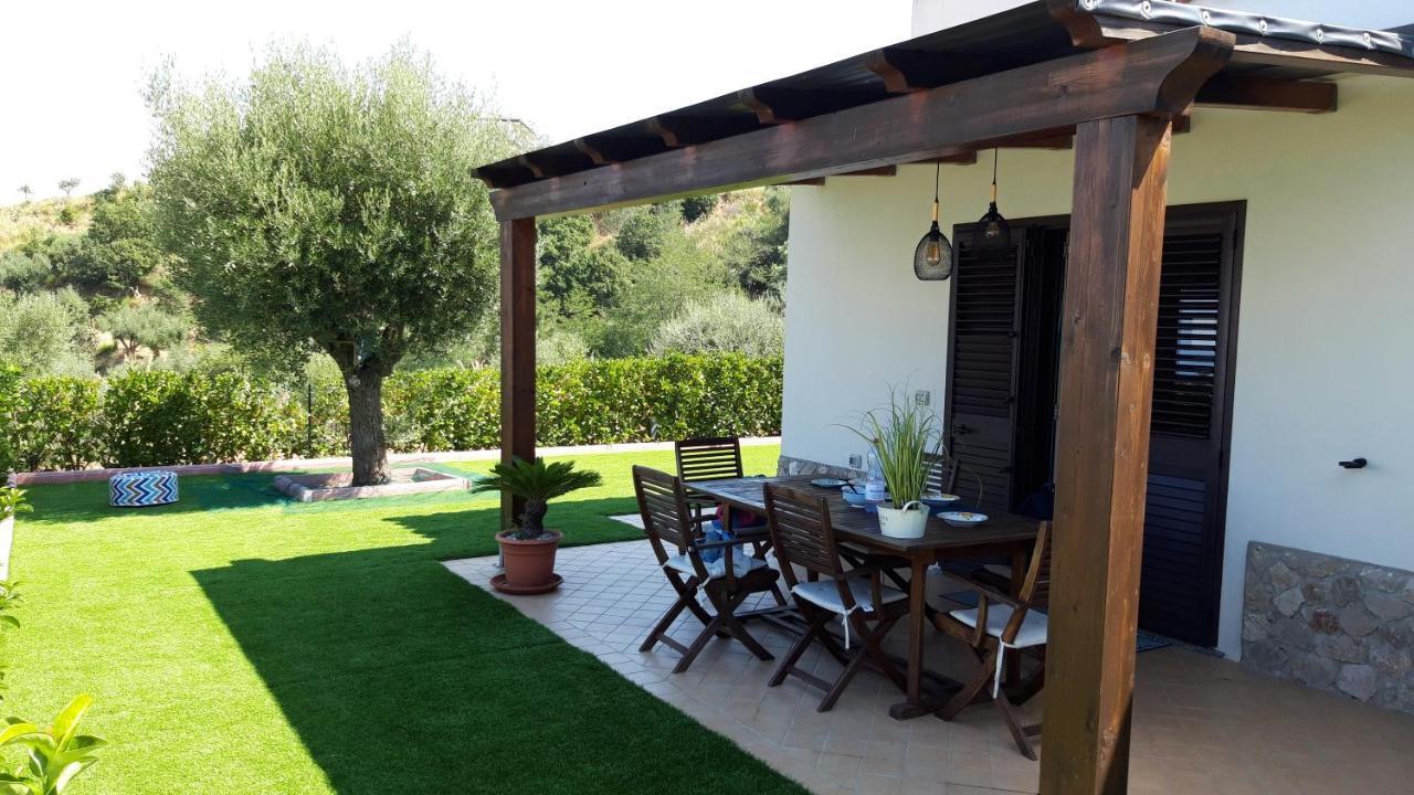 Villa Nove - Residence Dei Fiori Zambrone Kültér fotó