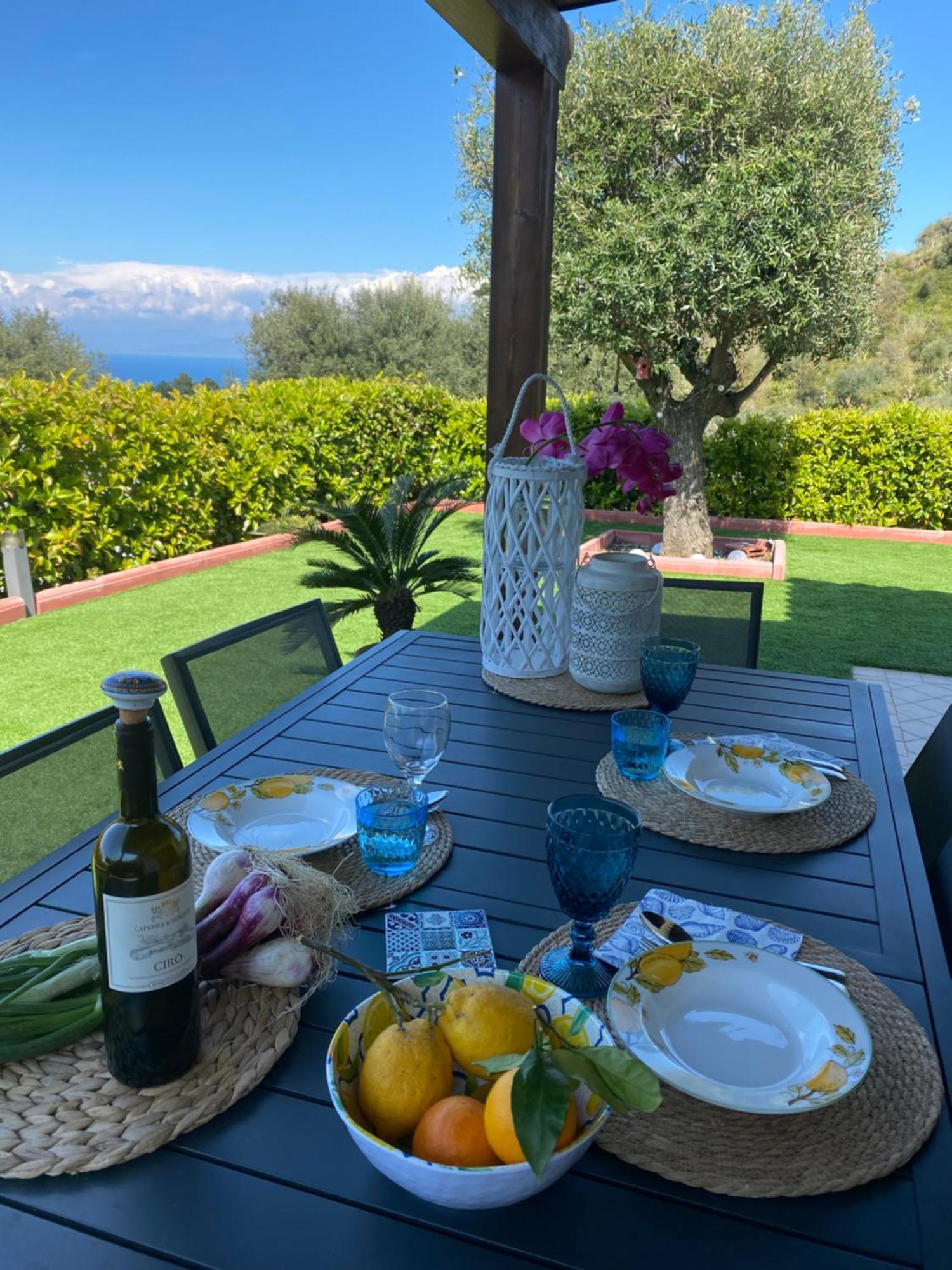 Villa Nove - Residence Dei Fiori Zambrone Kültér fotó